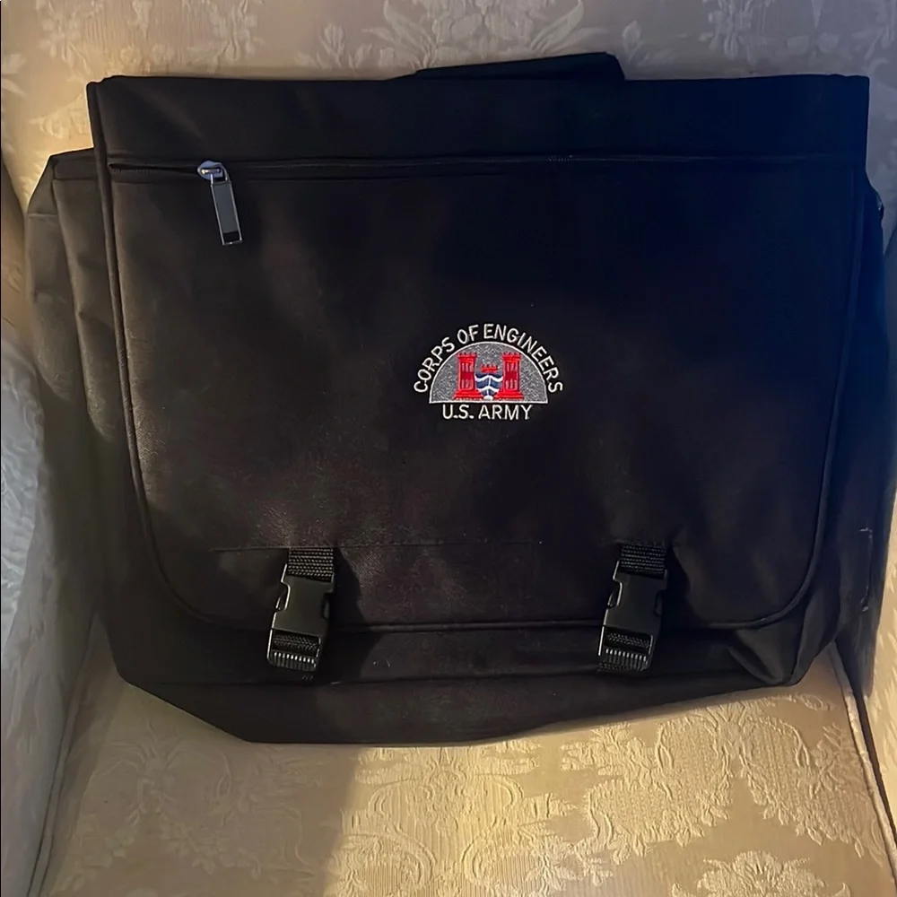 Black Messenger laptop Bag with crossbody strap